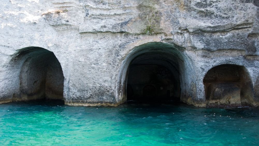 Caves,Of,Pilate,(grotte,Di,Pilato),In,The,Island,Of