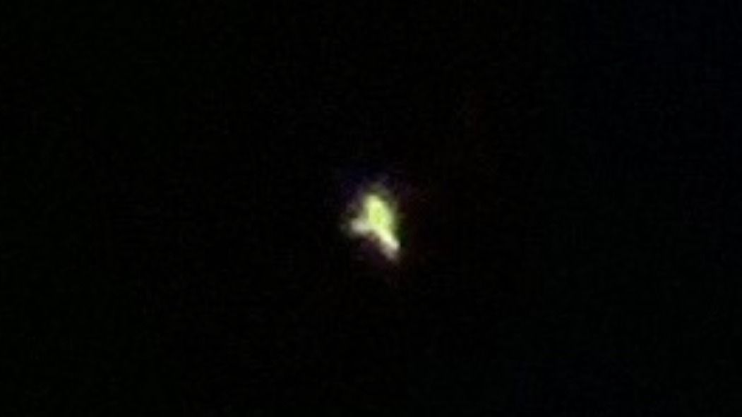 SZOLJON - Különös égi jelenség: egy ufo tűnt fel az égen Fejér megyében
