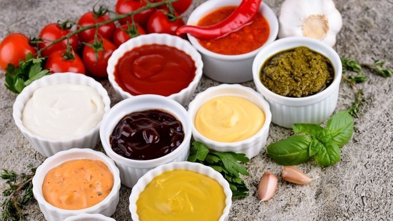 Set,Of,Different,Sauces.,Ketchup,,Mustard,And,Mayonnaise