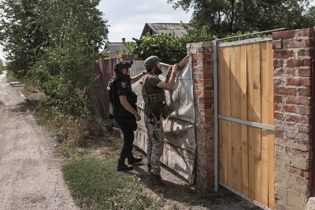 Evacuation of Ukrainian civilians continue from Selydove direction