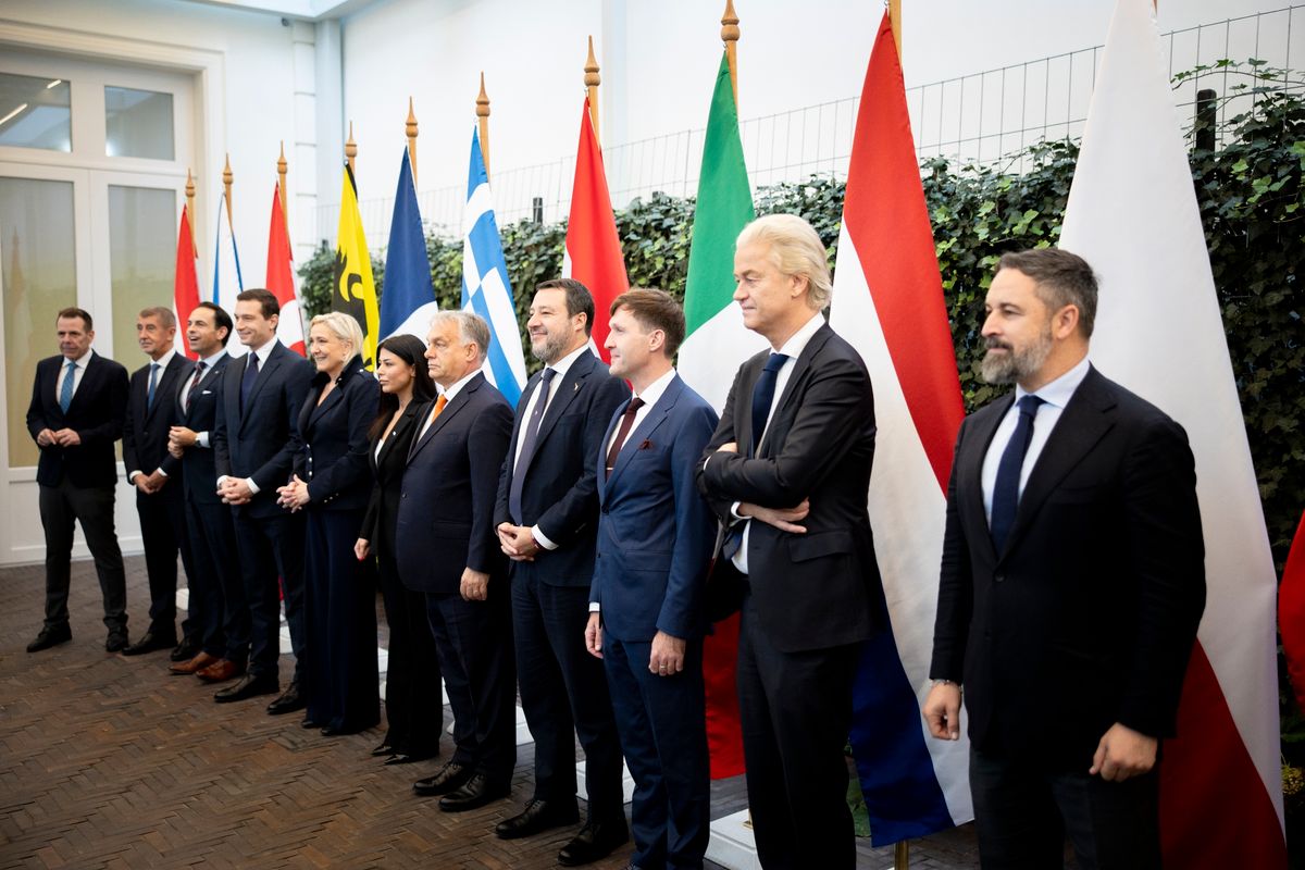 Patrióták, ABASCAL, Santiago; BARDELLA, Jordan; LE PEN, Marine; VAN GRIEKEN, Tom; WILDERS, Geert; VILIMSKY, Harald; ORBÁN Viktor; SALVINI, Matteo; BABIS, Andrej; HELME, Martin; LATINOPULU, Afroditi