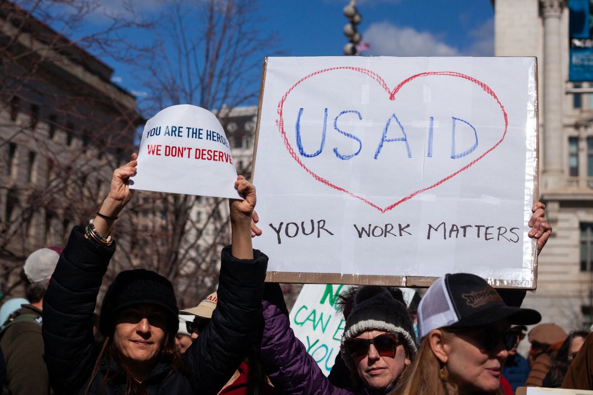 USAID, politikai célok, USAID-botrány