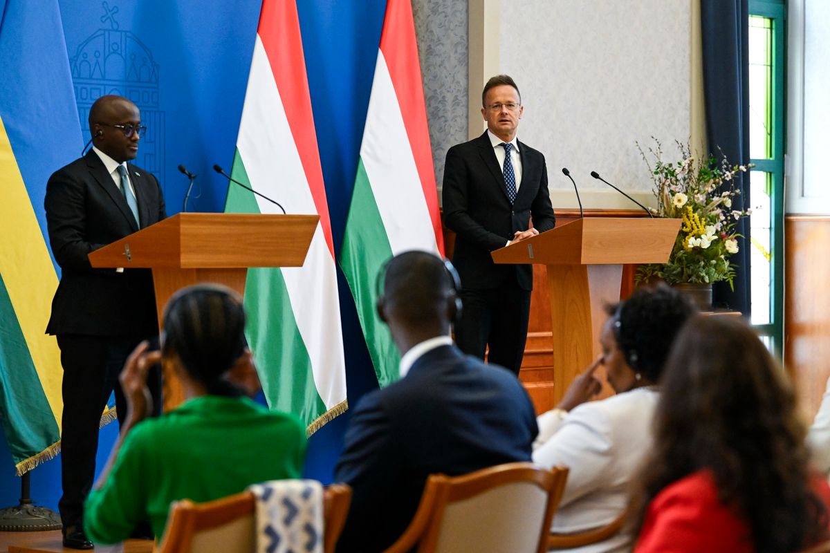 Magyarország, Szijjártó Péter, segítségnyújtás, Ruanda, Afrika