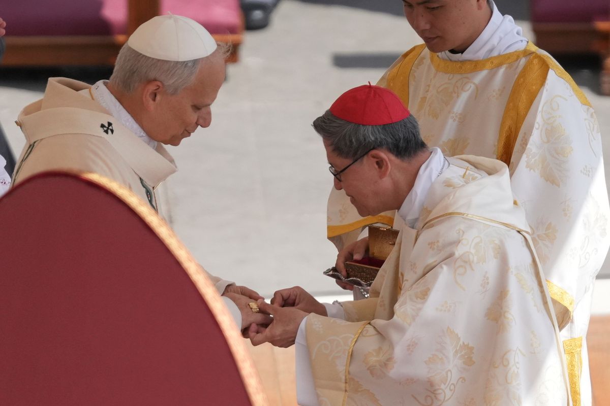 TAGLE, Luis Antonio; FERENC pápa; XIV. LEÓ