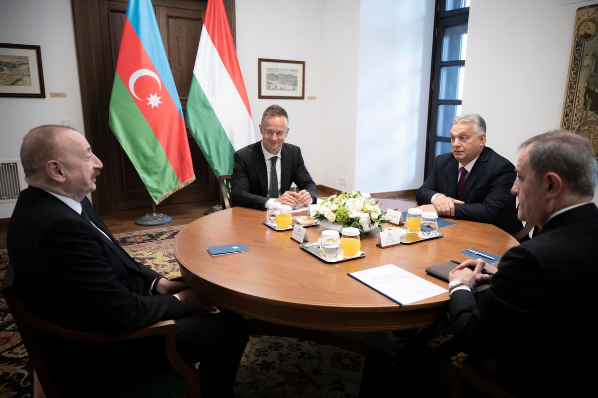 ALIYEV, Ilham; SZIJJÁRTÓ Péter; ORBÁN Viktor