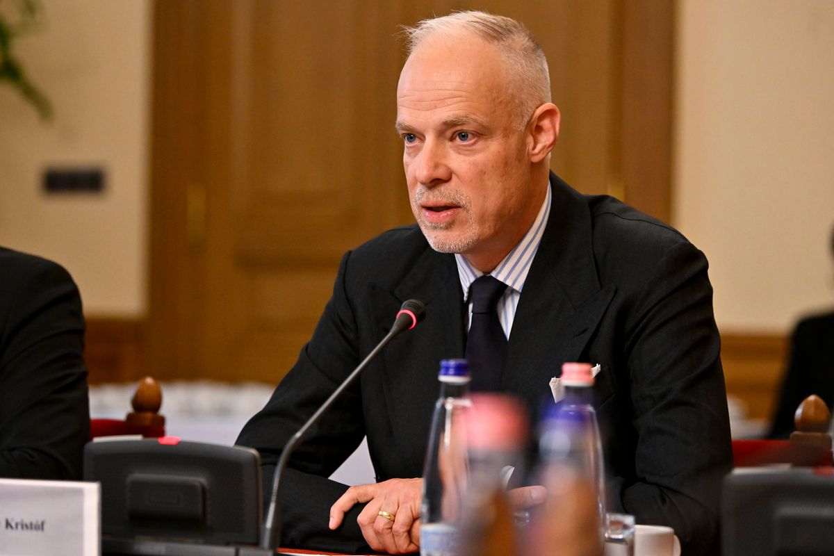 SZALAY-BOBROVNICZKY Kristóf, Ruszin-Szendi Romulusz