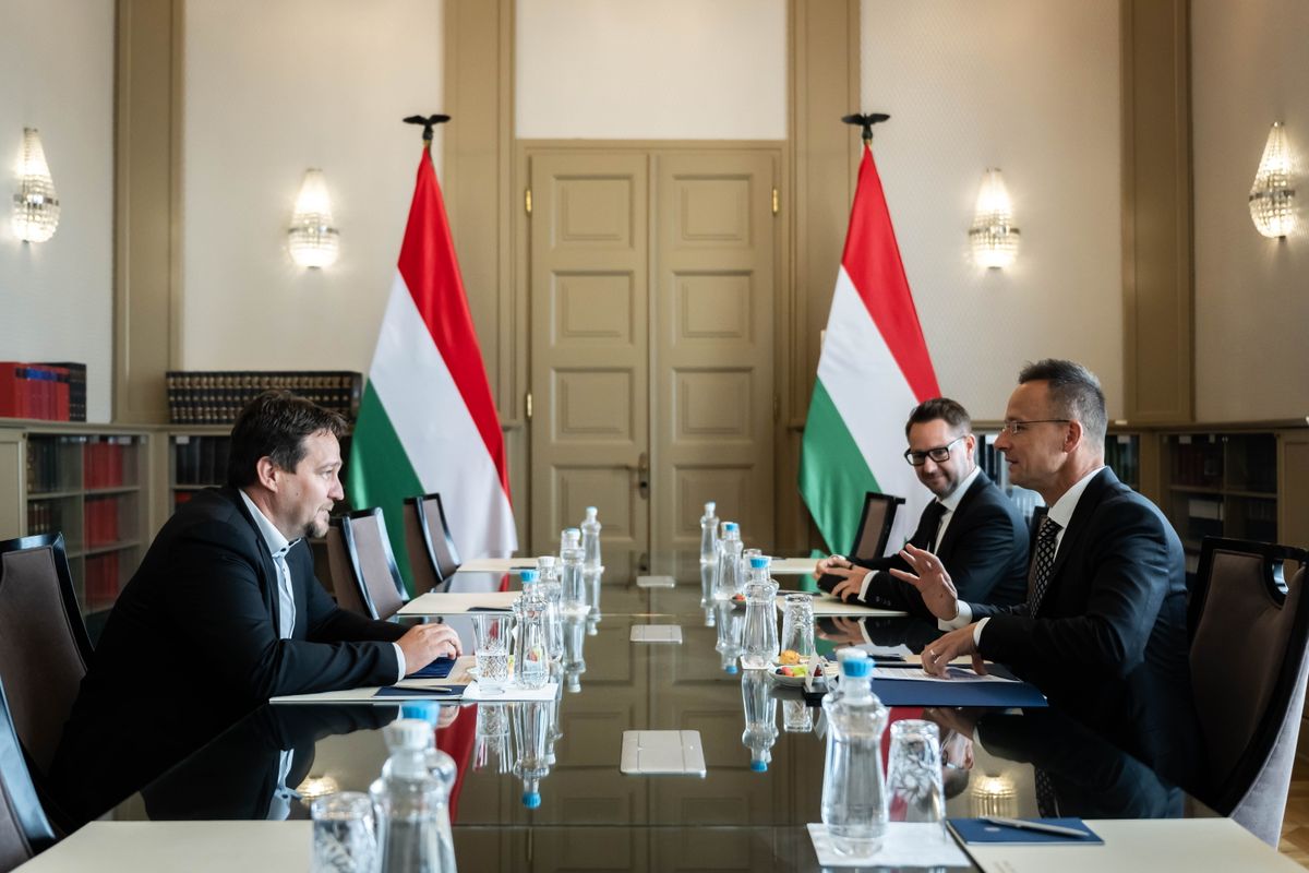Szijjártó Péter, Siemens Energy, Magyarország, nukleáris iránytástechnika