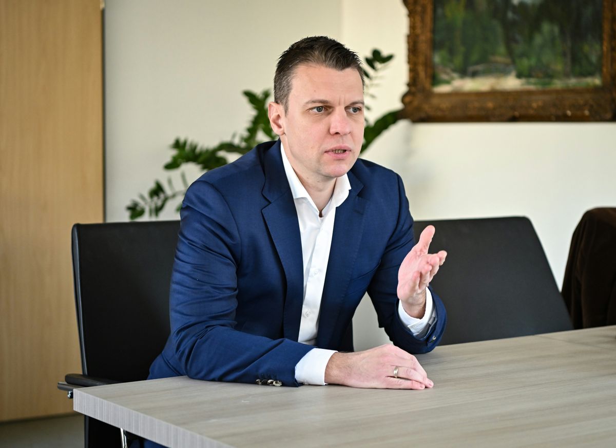 Menczer Tamás