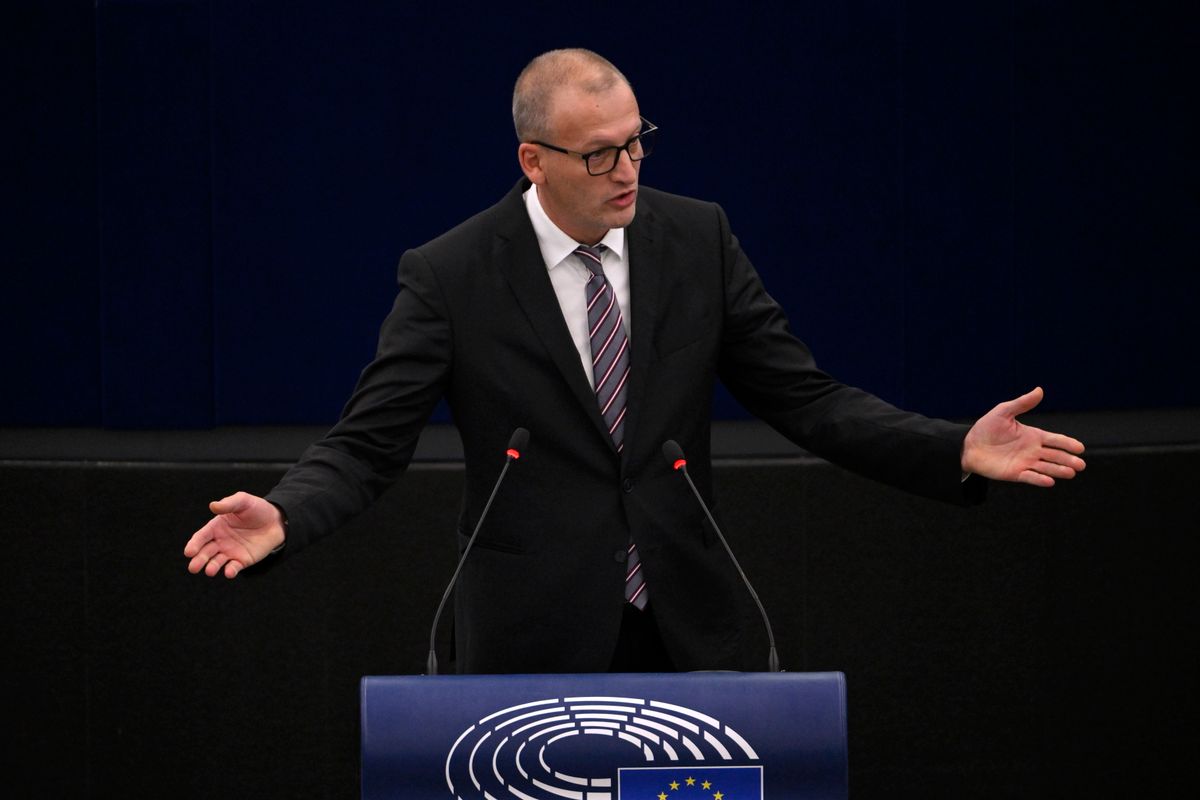 Tisza Párt, Voks 2025, ukránpárti álláspont