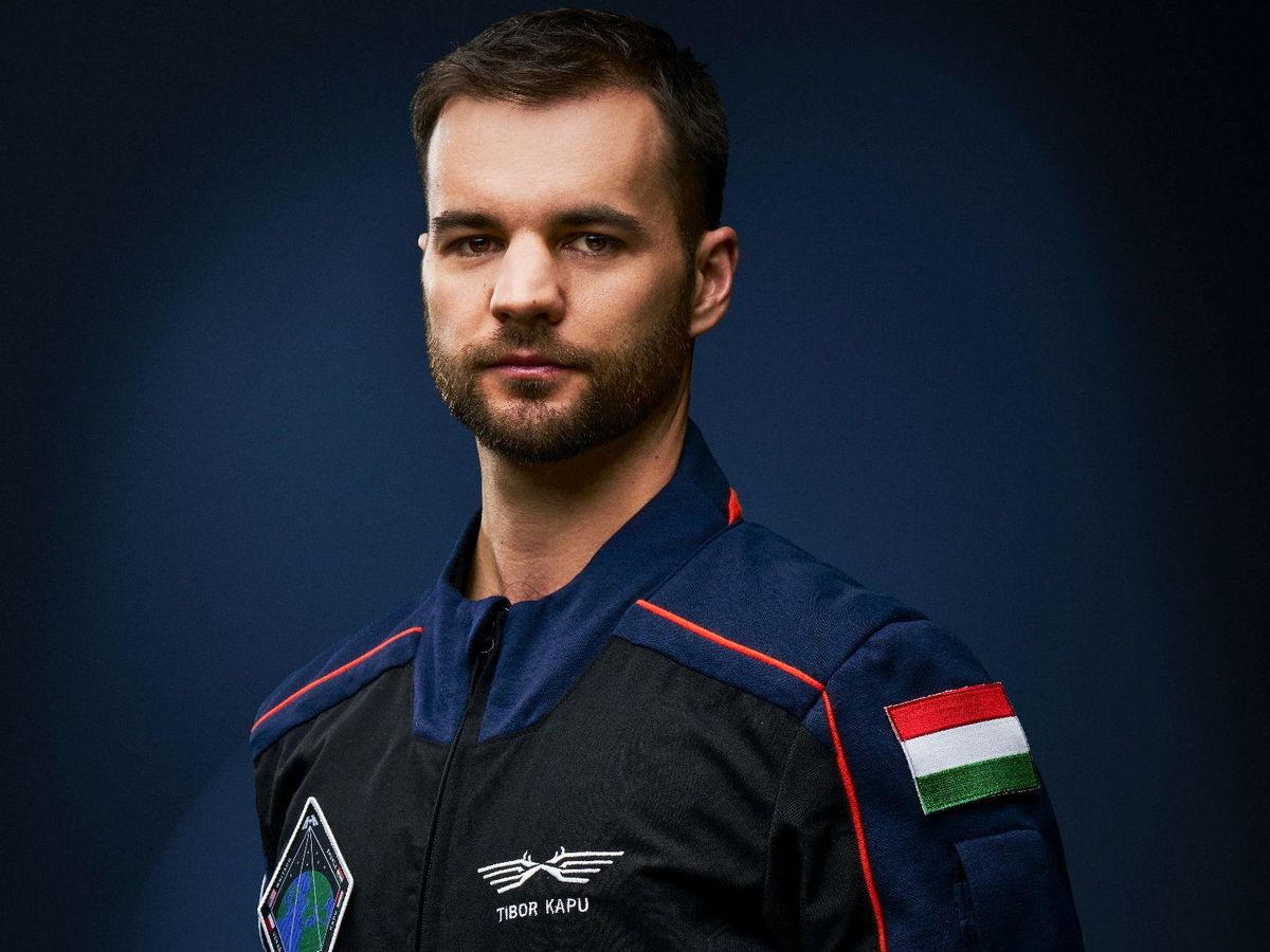 KAPU Tibor