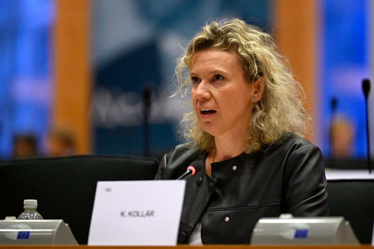KOLLÁR Kinga