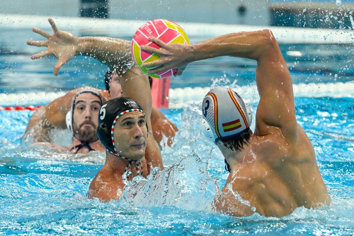 VÁMOS Márton; GRANADOS, Álvaro