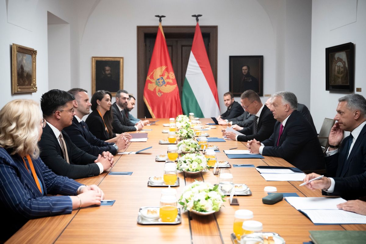 SPAJIC, Milojko; SZIJJÁRTÓ Péter; ORBÁN Viktor; LÁZÁR János