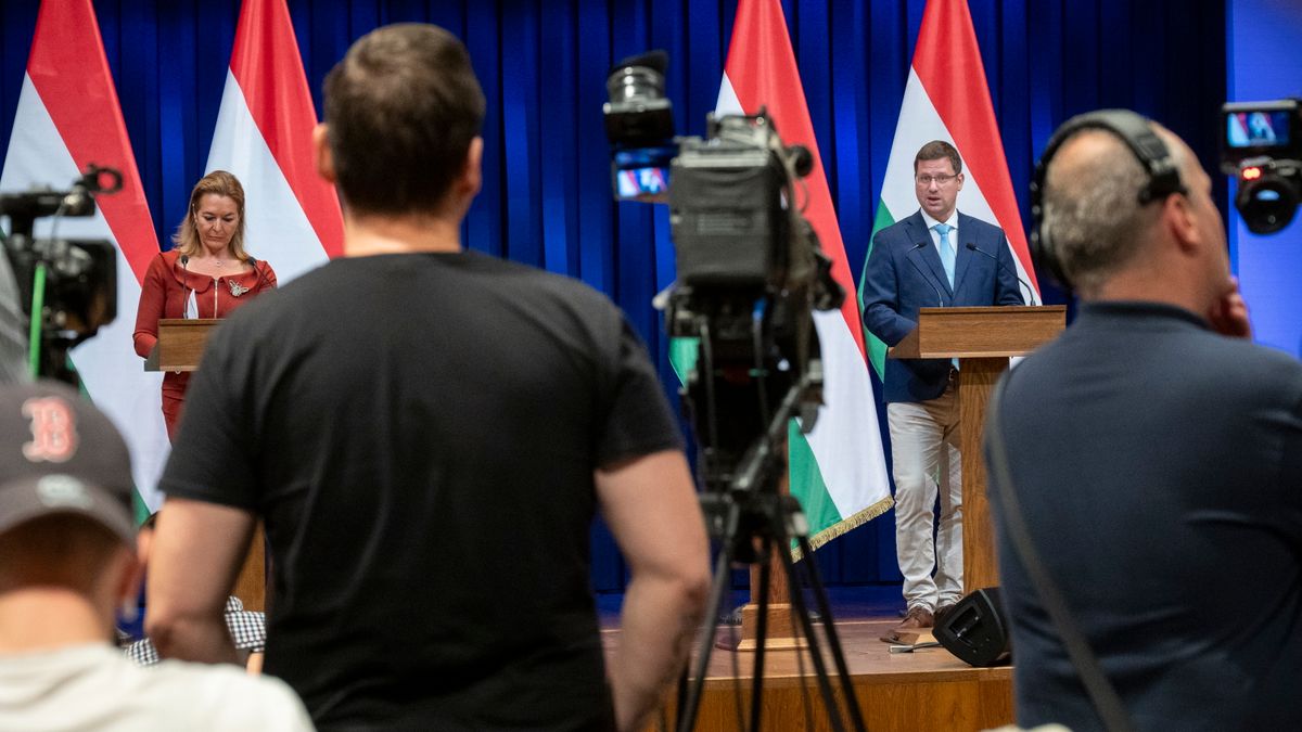 GULYÁS Gergely; VITÁLYOS Eszter